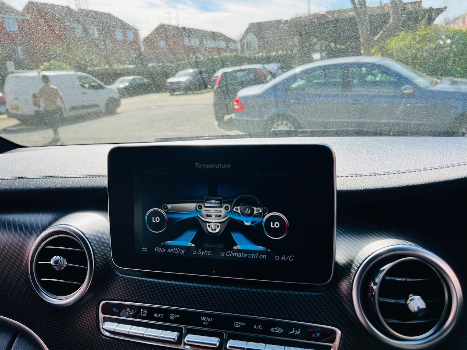 Used Mercedes-Benz V-Class 2017 for sale - 76562524: Photo 47