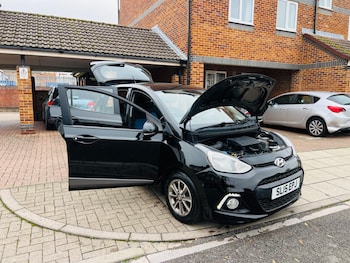 Used Hyundai i10 2015 for sale - 76486866: Photo