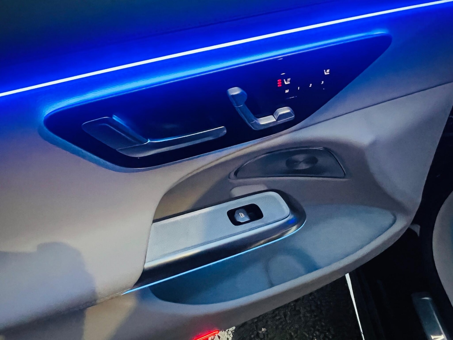 Used Mercedes-Benz E Class for sale - 76620541: Photo 4