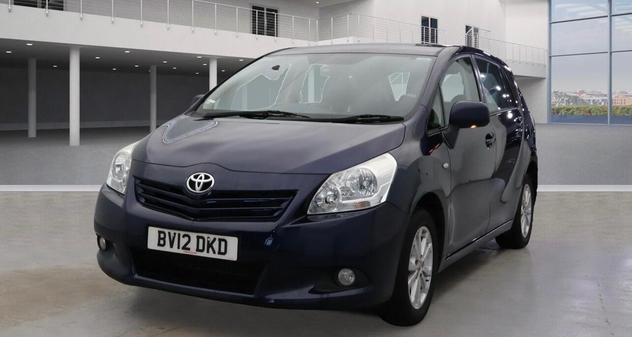 Used Toyota Verso 2012 for sale - 76771799: Photo 2