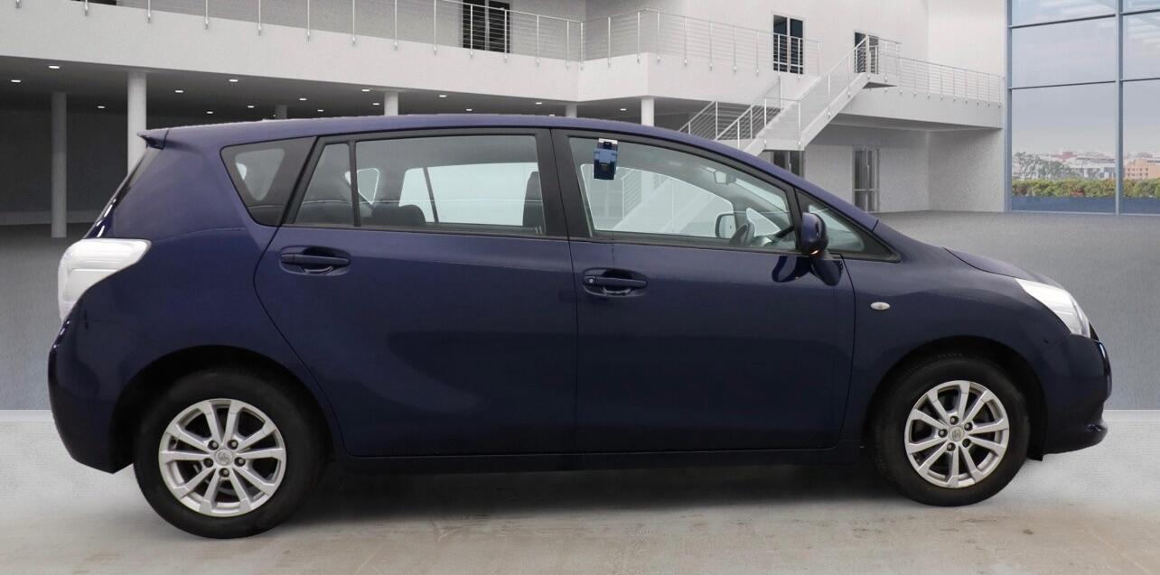Used Toyota Verso 2012 for sale - 76771799: Photo 5