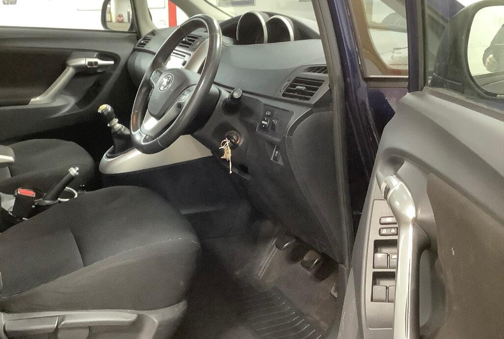 Used Toyota Verso 2012 for sale - 76771799: Photo 7