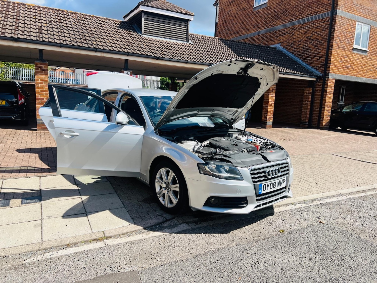 Used Audi A4 2008 for sale - 76486845: Photo 3