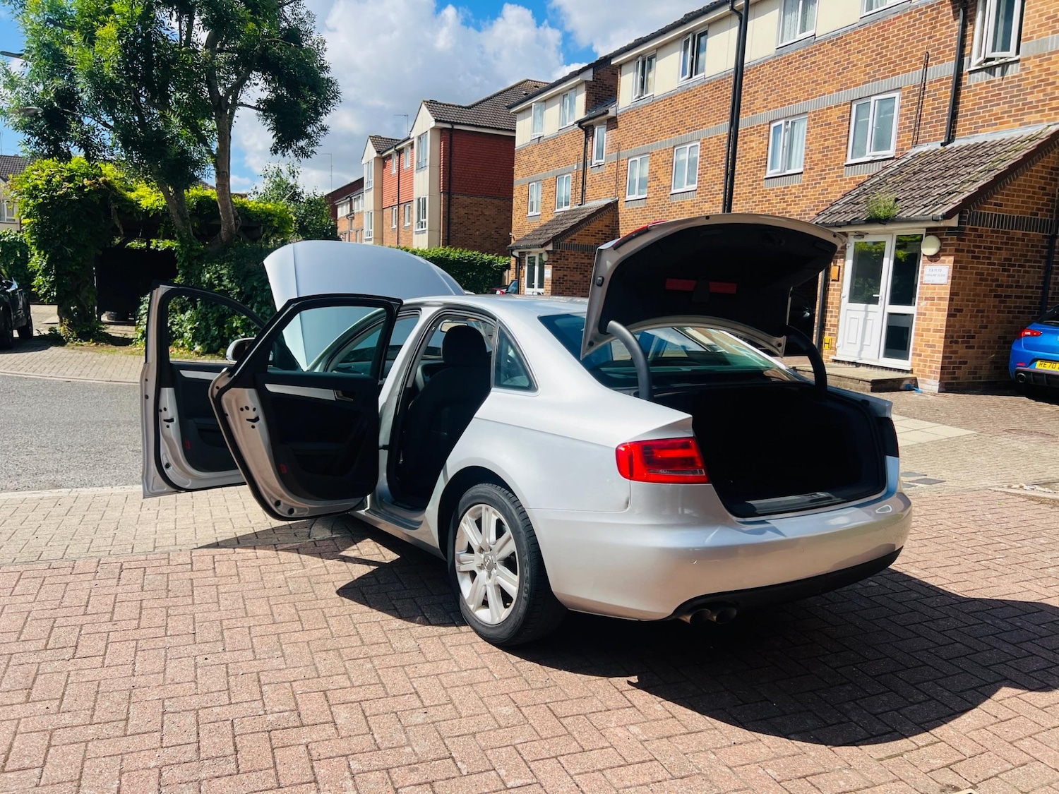 Used Audi A4 2008 for sale - 76486845: Photo 5