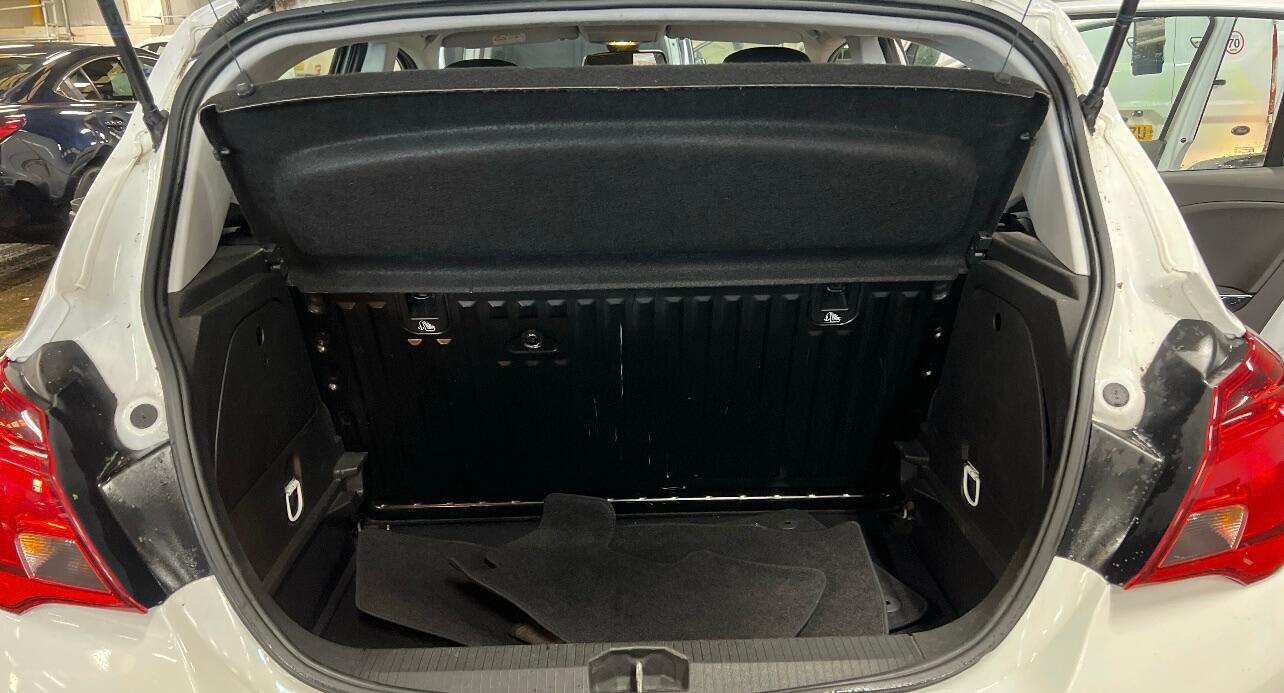 Used Vauxhall Corsa 2015 for sale - 76850530: Photo 7