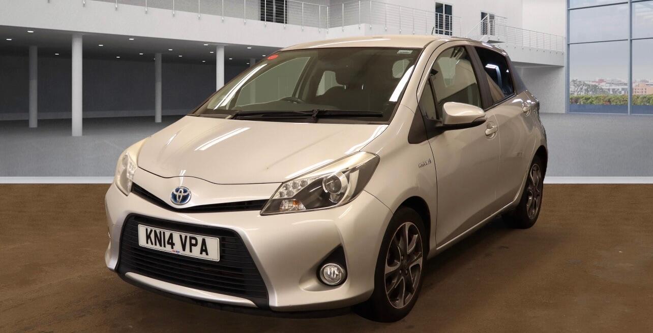 Used Toyota Yaris 2014 for sale - 76484316: Photo 2