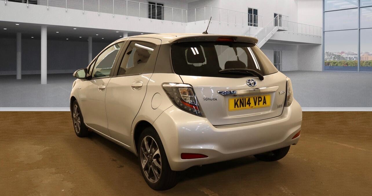 Used Toyota Yaris 2014 for sale - 76484316: Photo 3