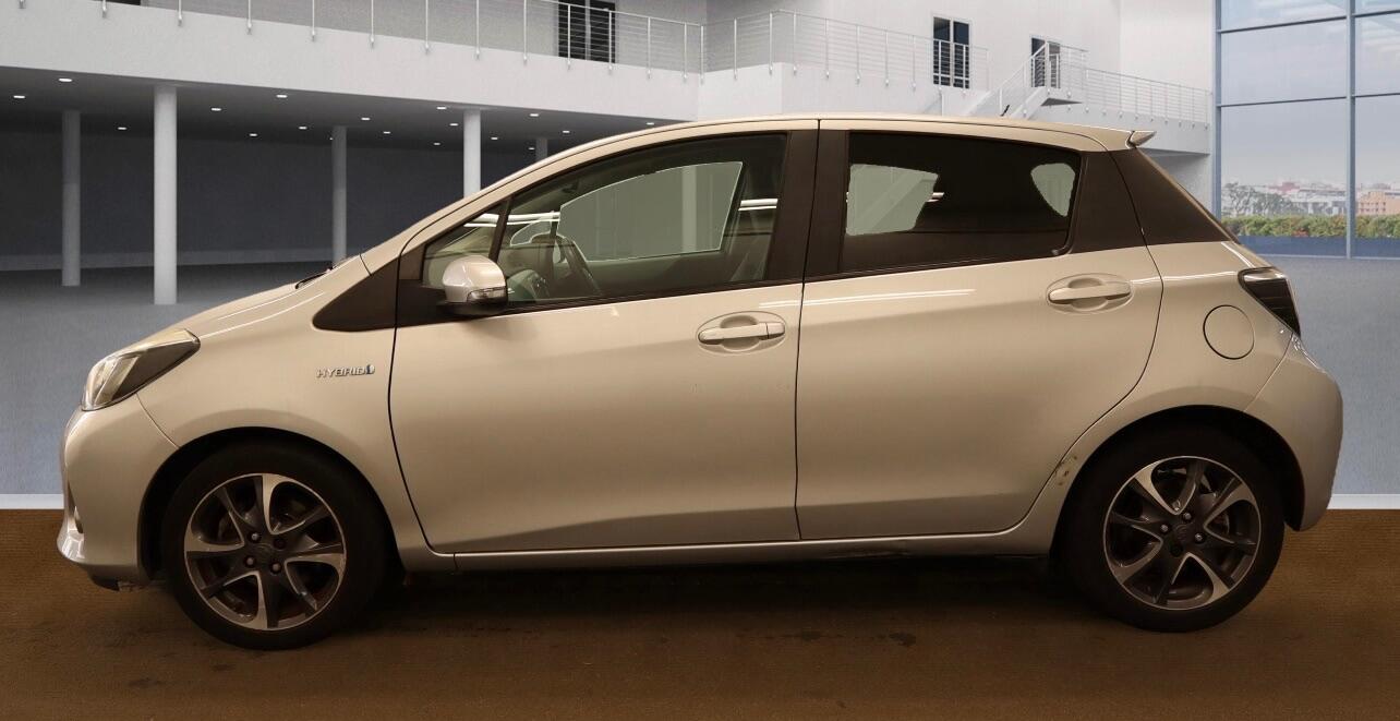 Used Toyota Yaris 2014 for sale - 76484316: Photo 4
