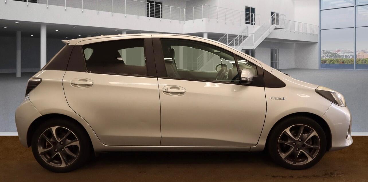 Used Toyota Yaris 2014 for sale - 76484316: Photo 5