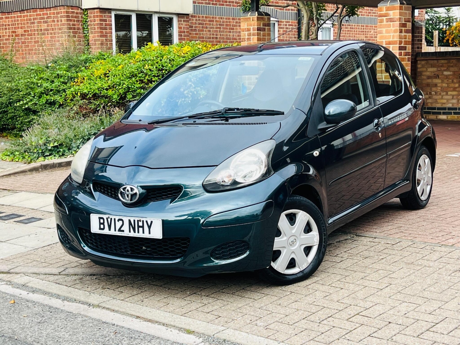 Used Toyota AYGO 2012 for sale - 76486841: Photo 12