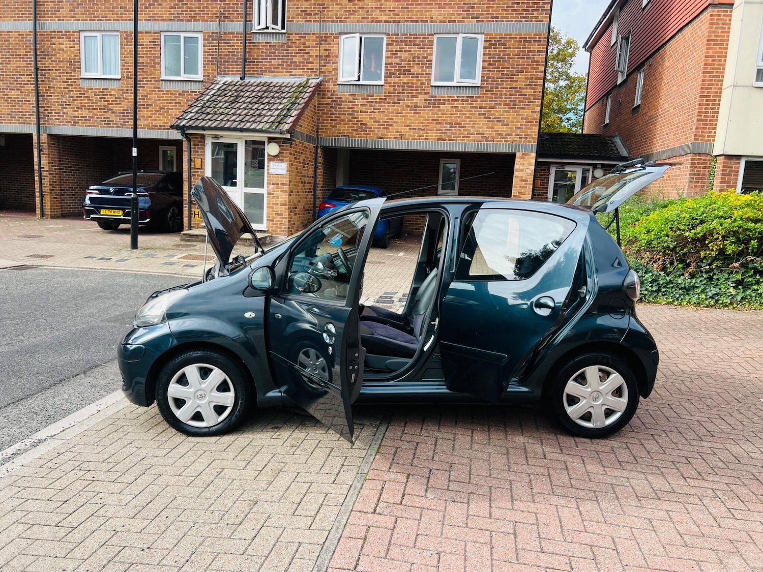 Used Toyota AYGO 2012 for sale - 76486841: Photo 16