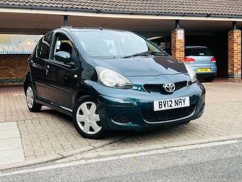 Used Toyota AYGO 2012 for sale - 76486841: Photo