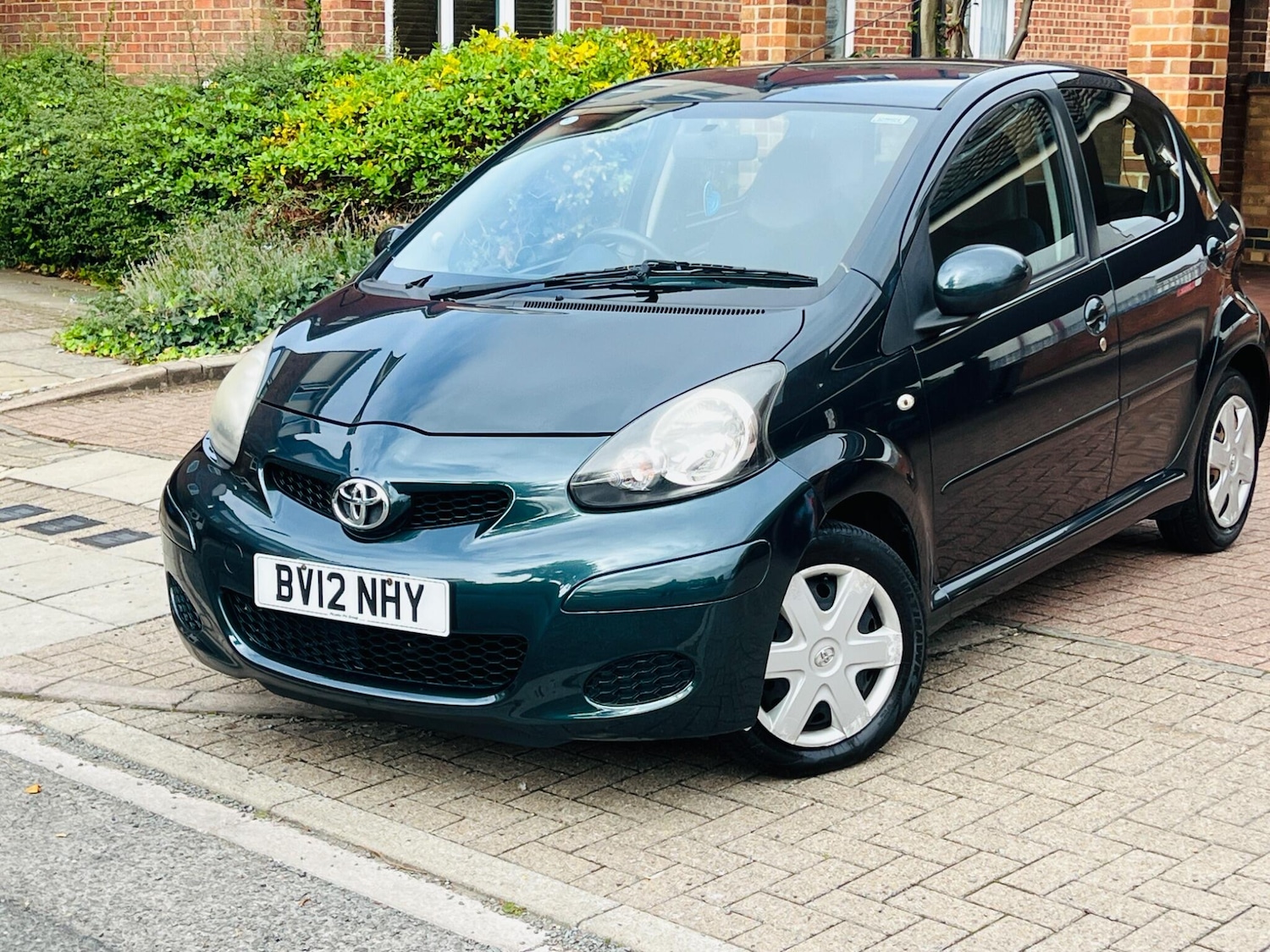 Used Toyota AYGO 2012 for sale - 76486841: Photo 3