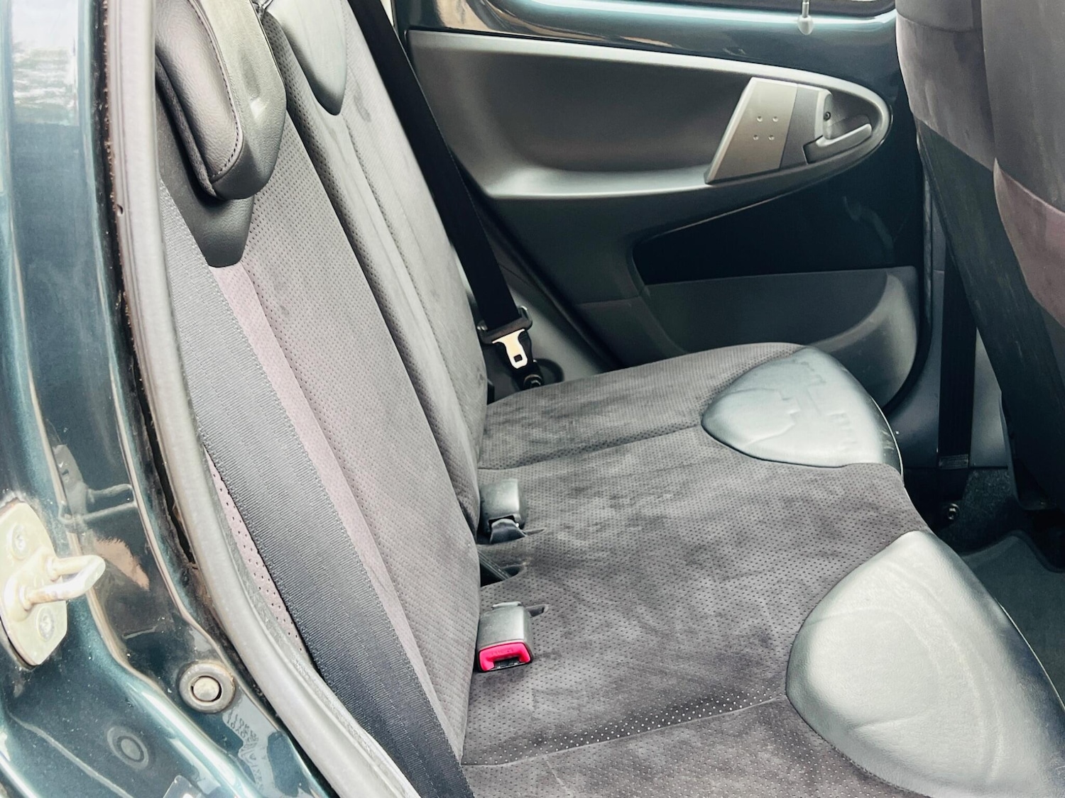 Used Toyota AYGO 2012 for sale - 76486841: Photo 32