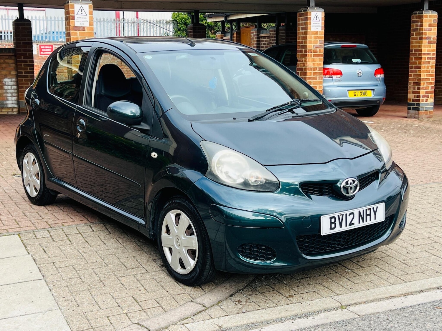 Used Toyota AYGO 2012 for sale - 76486841: Photo 7