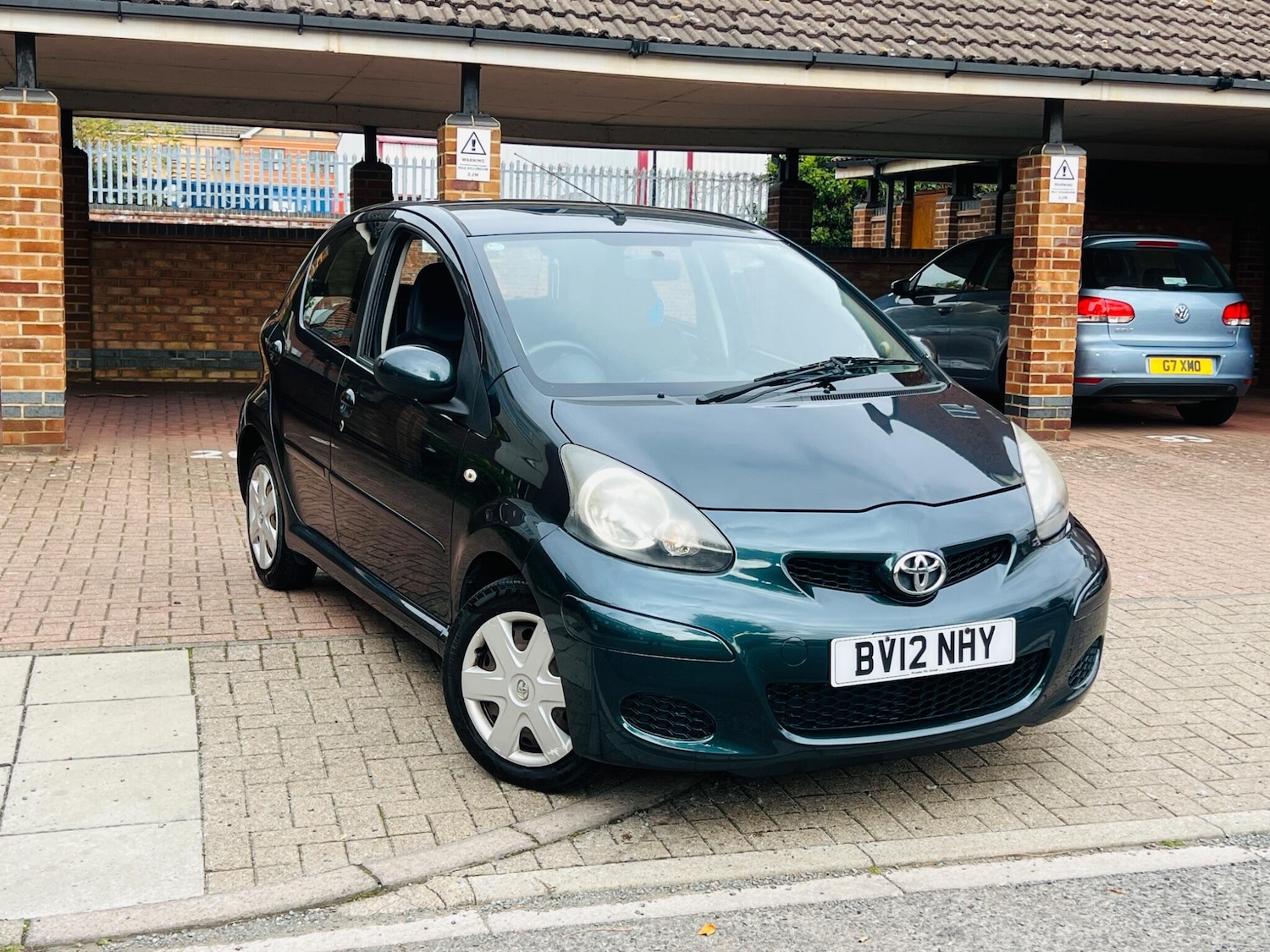 Used Toyota AYGO 2012 for sale - 76486841: Photo 8