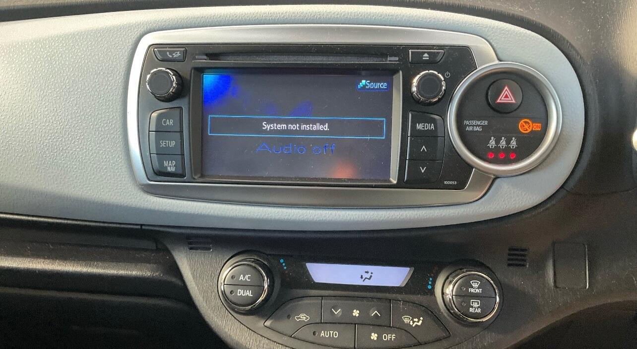 Used Toyota Yaris 2012 for sale - 76485079: Photo 10