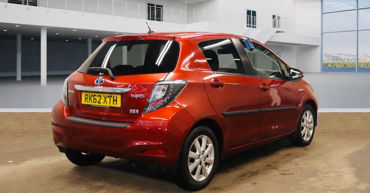 Used Toyota Yaris 2012 for sale - 76485079: Photo 3