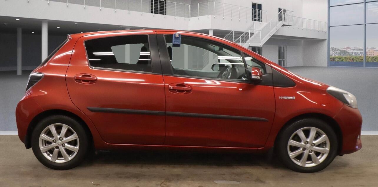Used Toyota Yaris 2012 for sale - 76485079: Photo 4