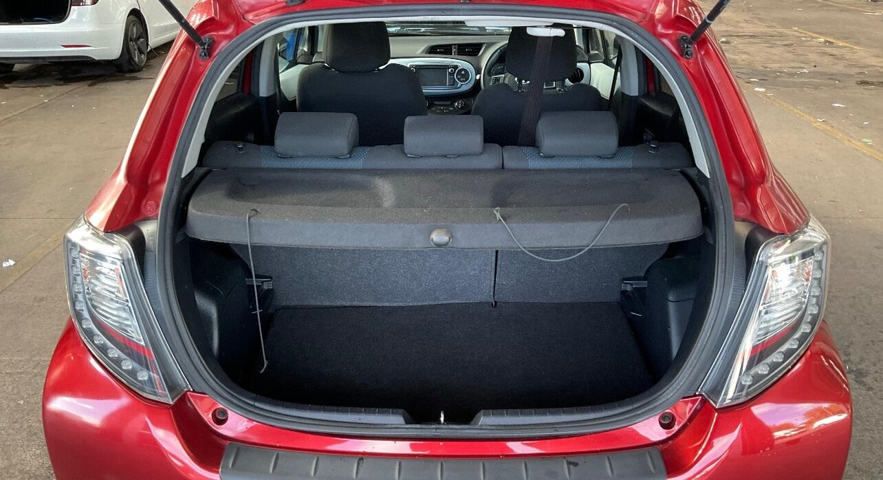 Used Toyota Yaris 2012 for sale - 76485079: Photo 6