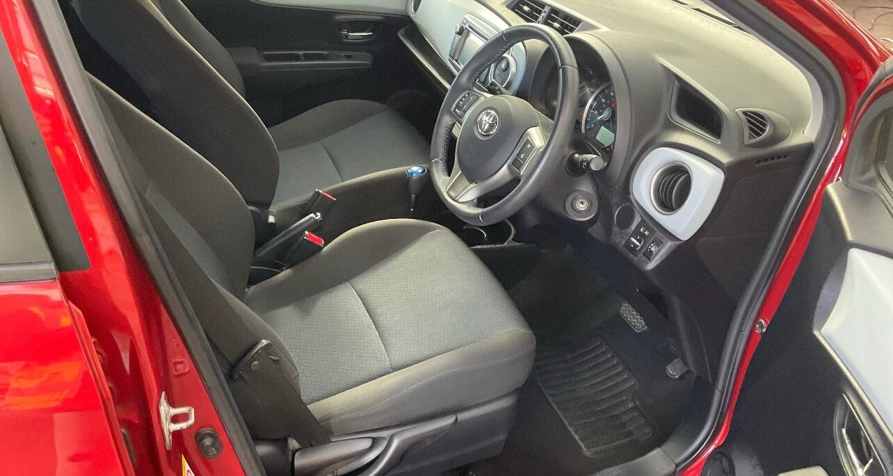 Used Toyota Yaris 2012 for sale - 76485079: Photo 8