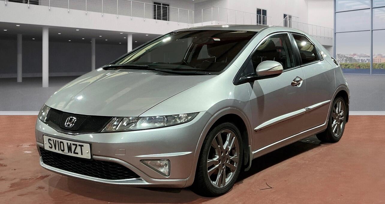 Used Honda Civic 2010 for sale - 76976153: Photo 2