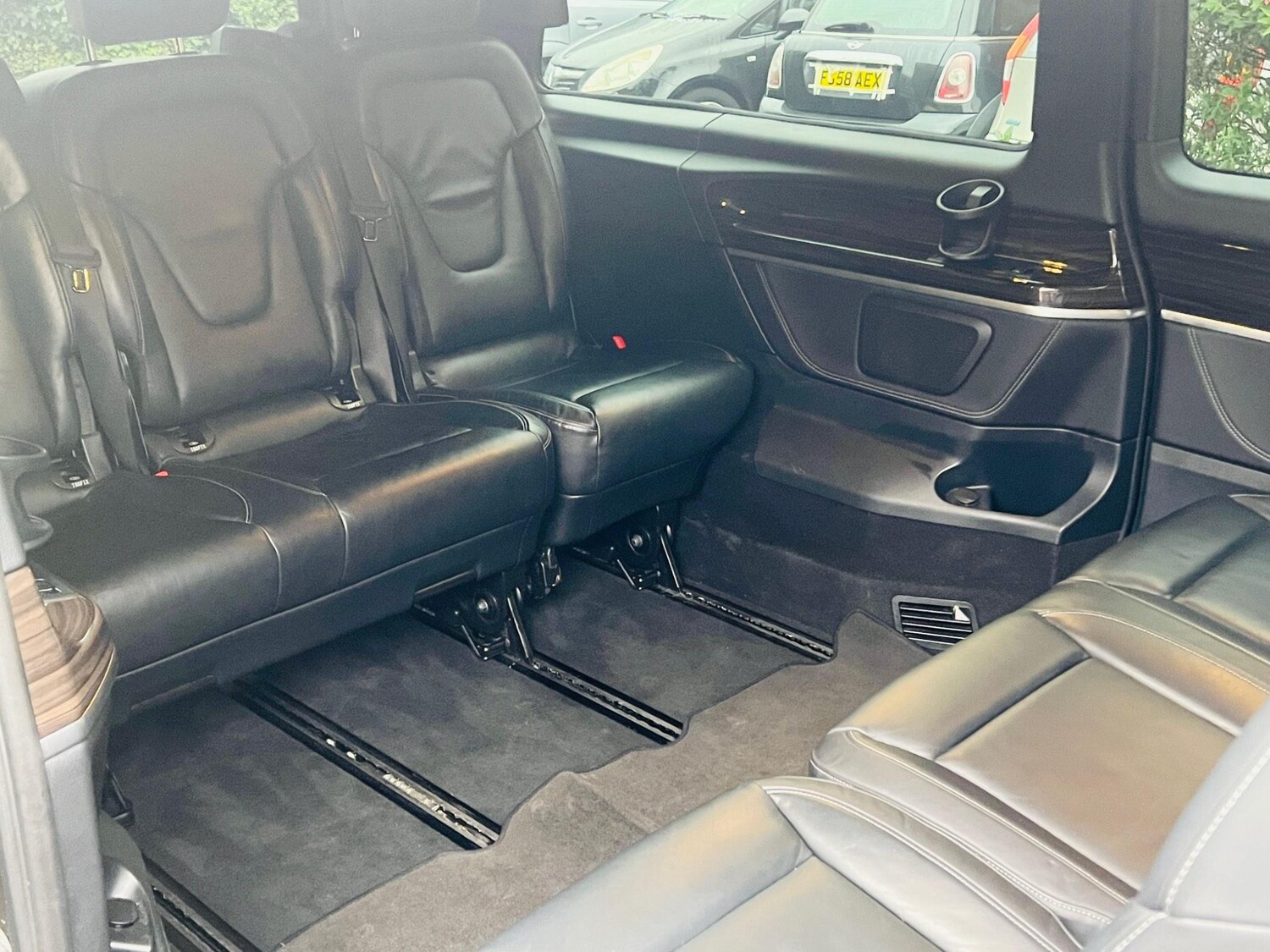 Used Mercedes-Benz V-Class 2019 for sale - 76486869: Photo 13