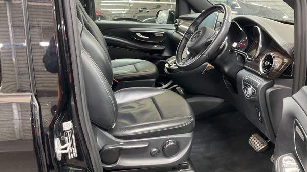 Used Mercedes-Benz V-Class 2019 for sale - 76486869: Photo 14