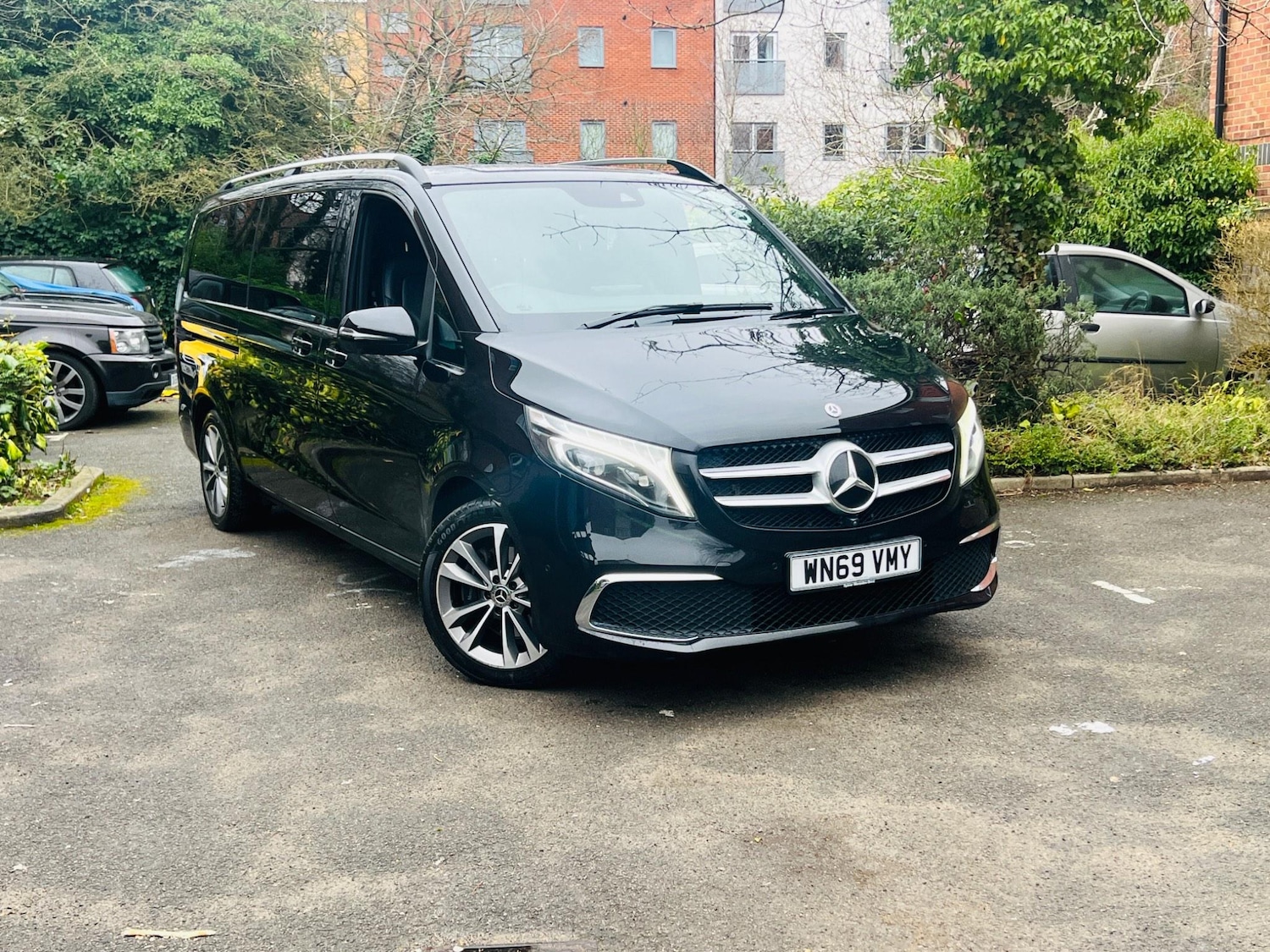 Used Mercedes-Benz V-Class 2019 for sale - 76486869: Photo 2
