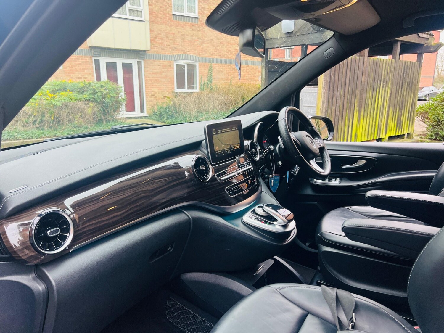 Used Mercedes-Benz V-Class 2019 for sale - 76486869: Photo 37