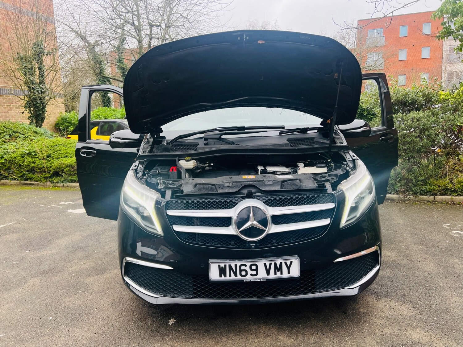 Used Mercedes-Benz V-Class 2019 for sale - 76486869: Photo 41