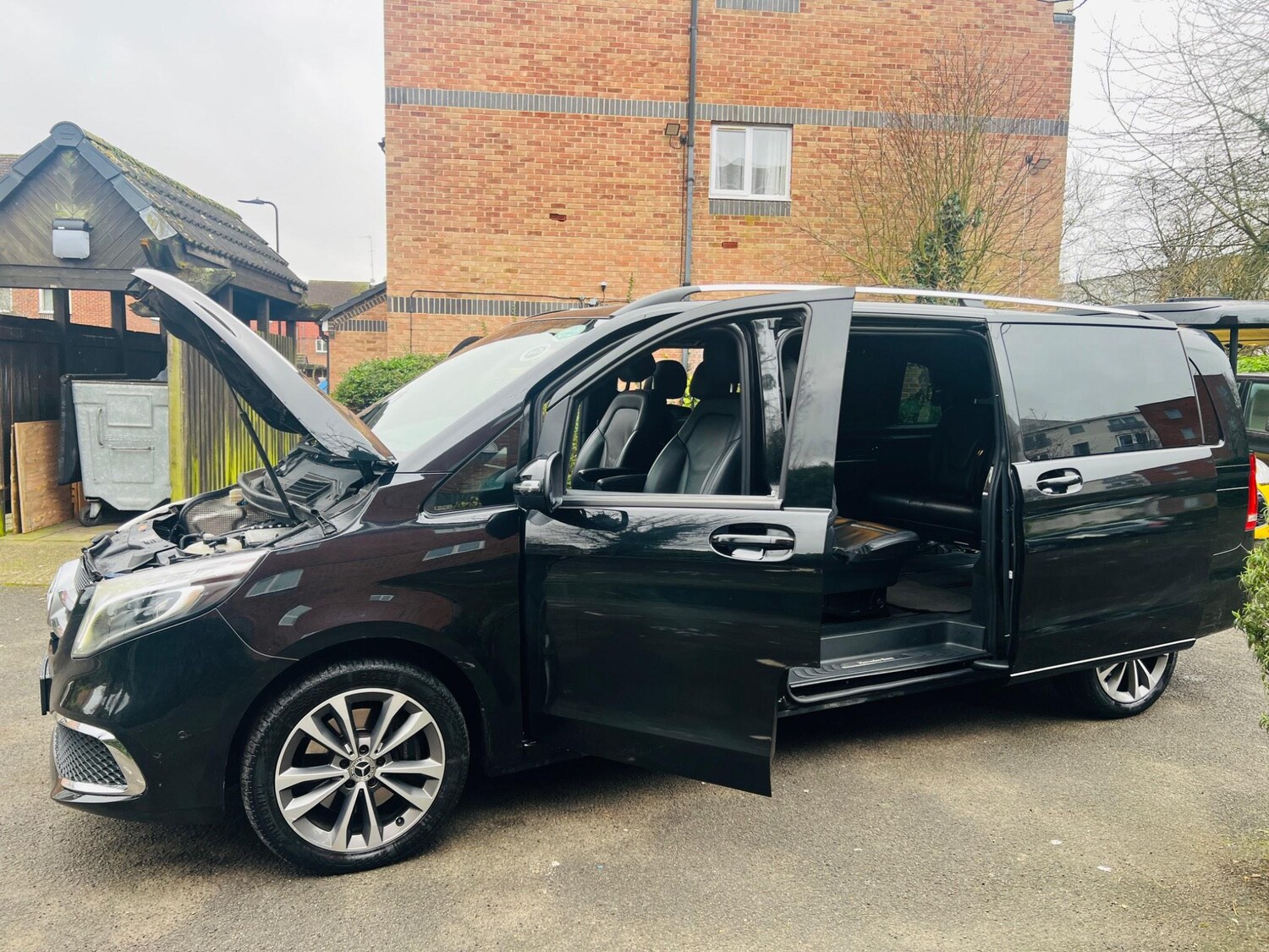 Used Mercedes-Benz V-Class 2019 for sale - 76486869: Photo 52