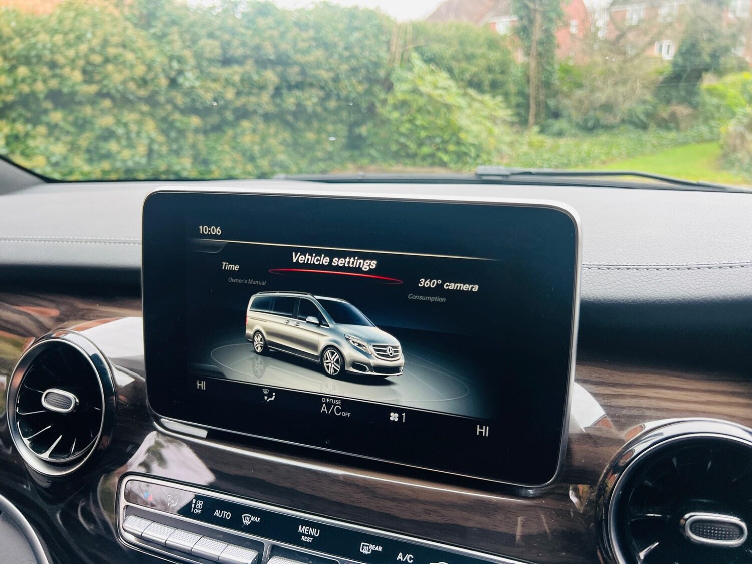 Used Mercedes-Benz V-Class 2019 for sale - 76486869: Photo 63