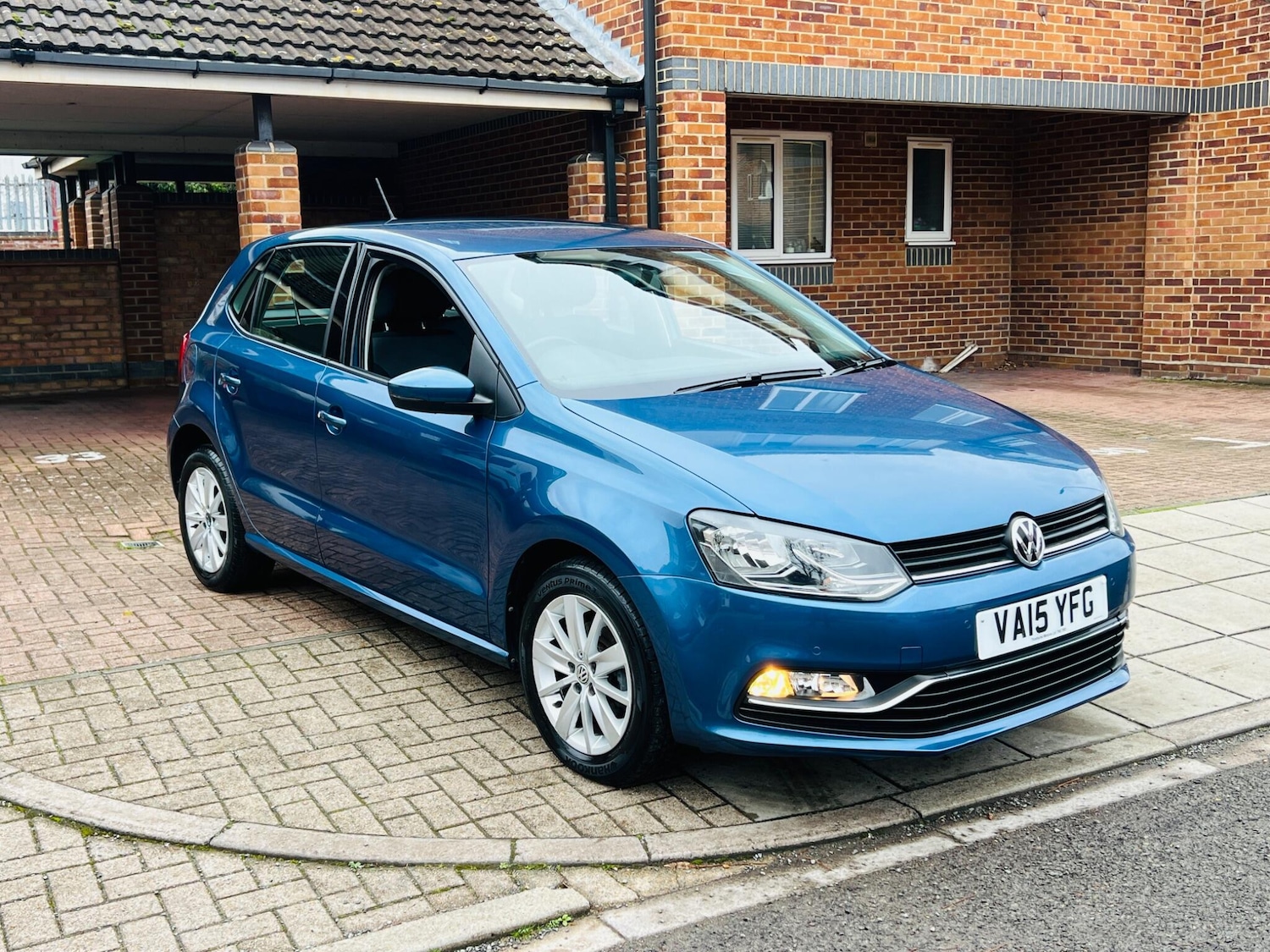 Used Volkswagen Polo 2015 for sale - 76667310: Photo 8