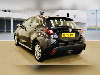 Used Toyota Yaris 2022 for sale - 76849674: Photo