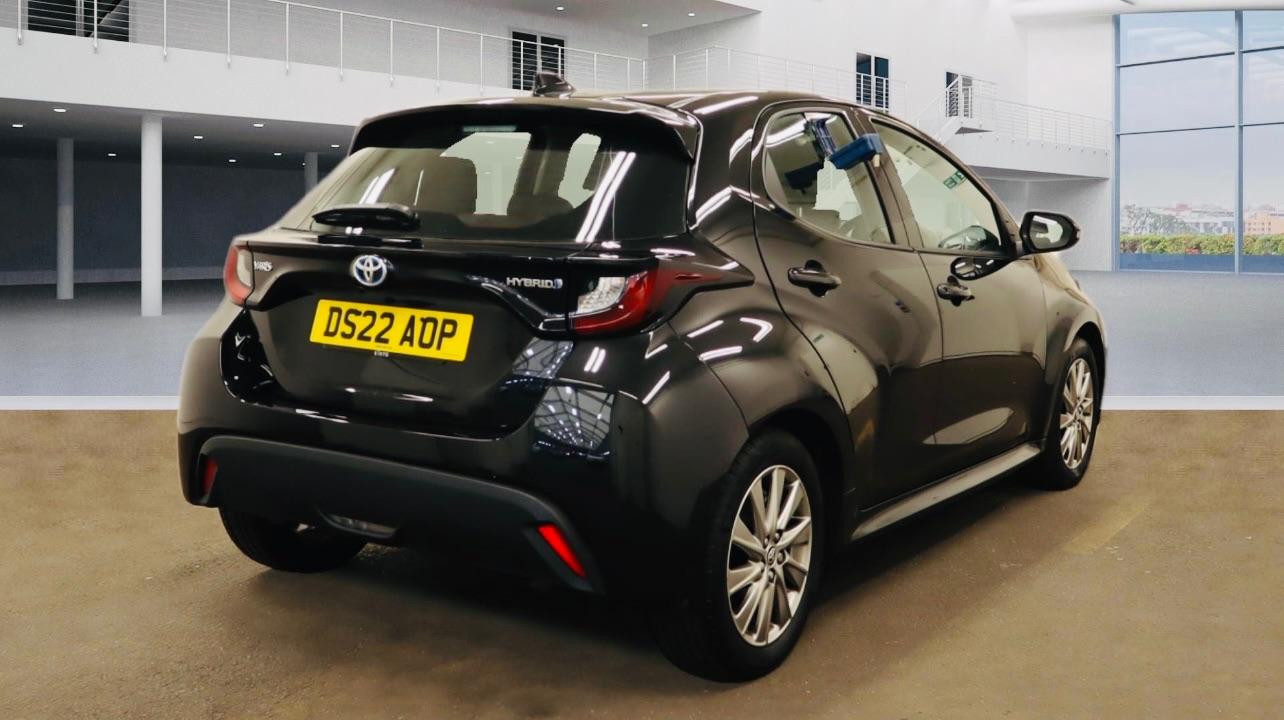 Used Toyota Yaris 2022 for sale - 76849674: Photo 4