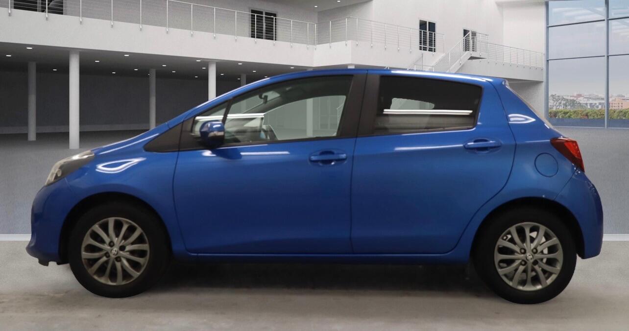 Used Toyota Yaris 2016 for sale - 76486855: Photo 3