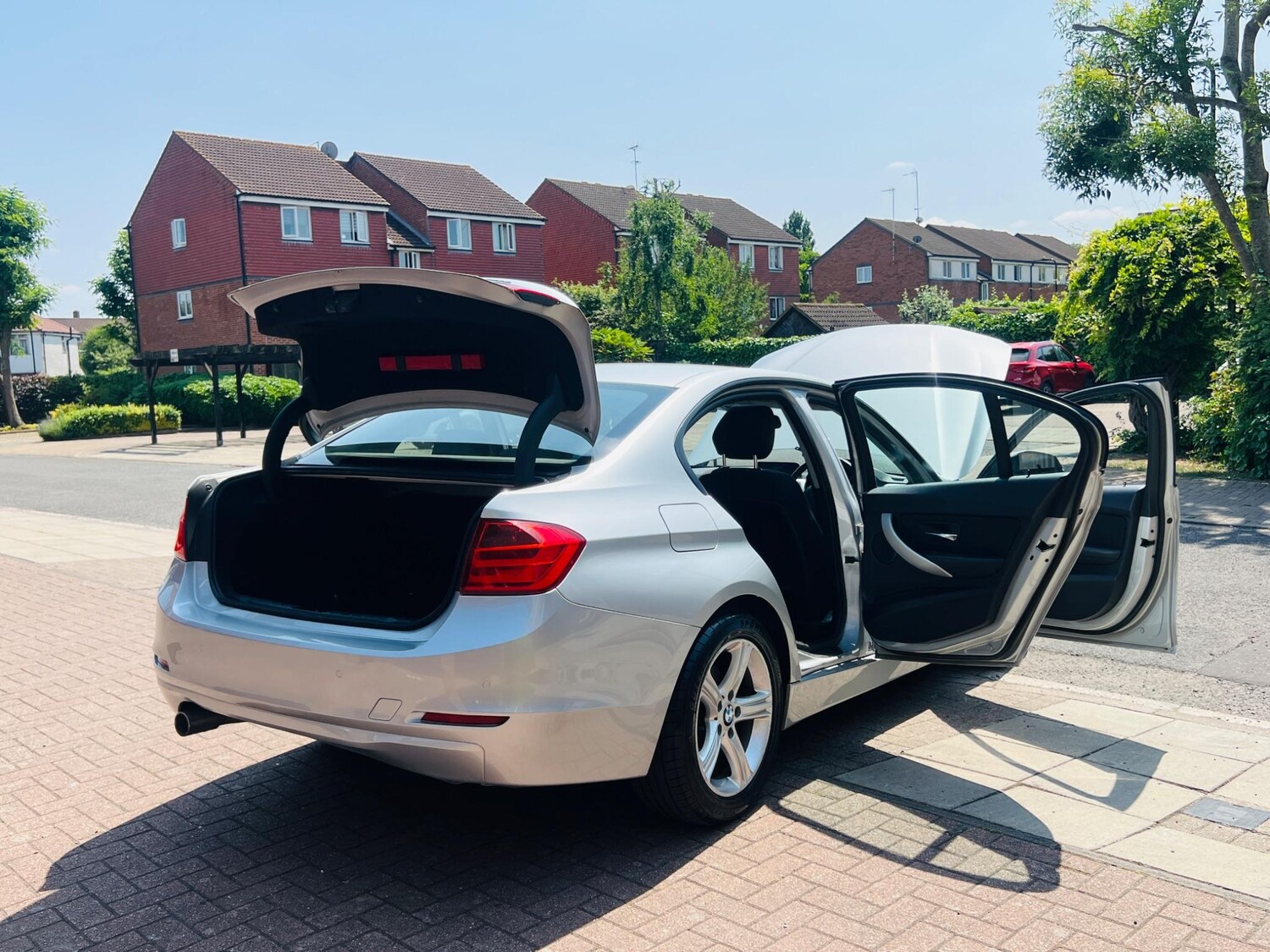 Used BMW 3 Series 2013 for sale - 76486828: Photo 32