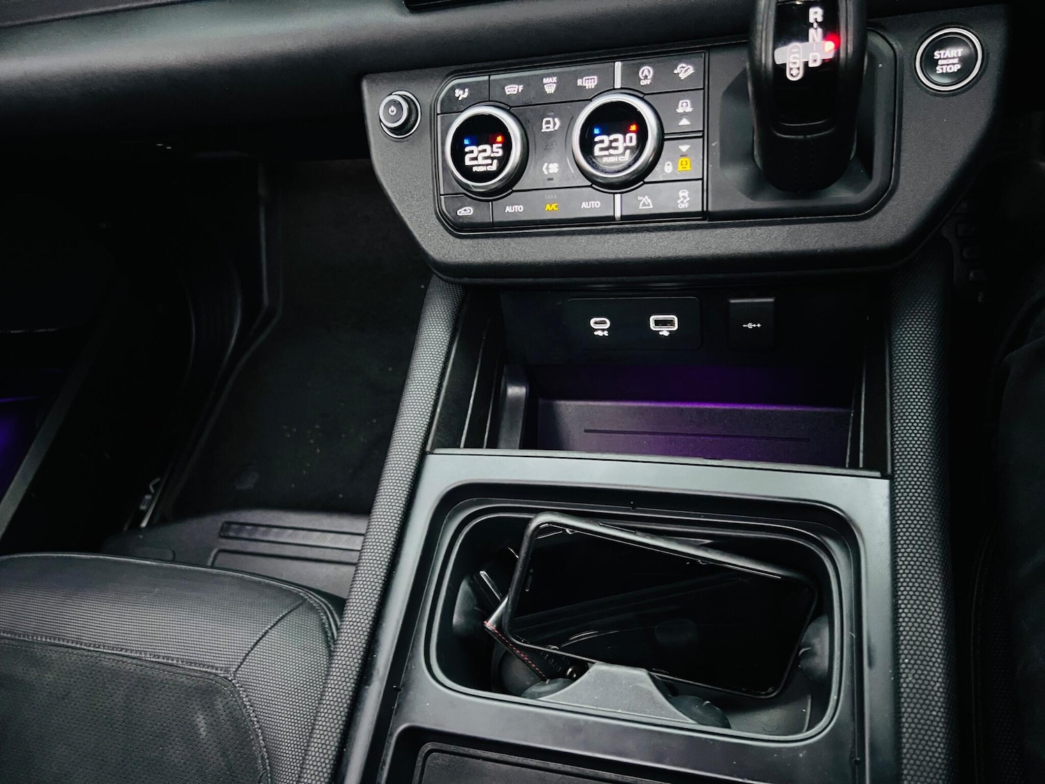 Used Land Rover Defender 2022 for sale - 76486814: Photo 30