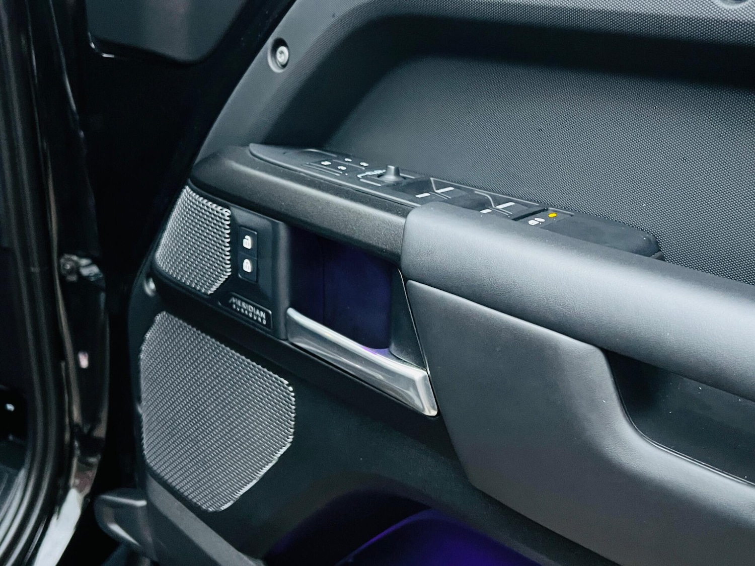 Used Land Rover Defender 2022 for sale - 76486814: Photo 40