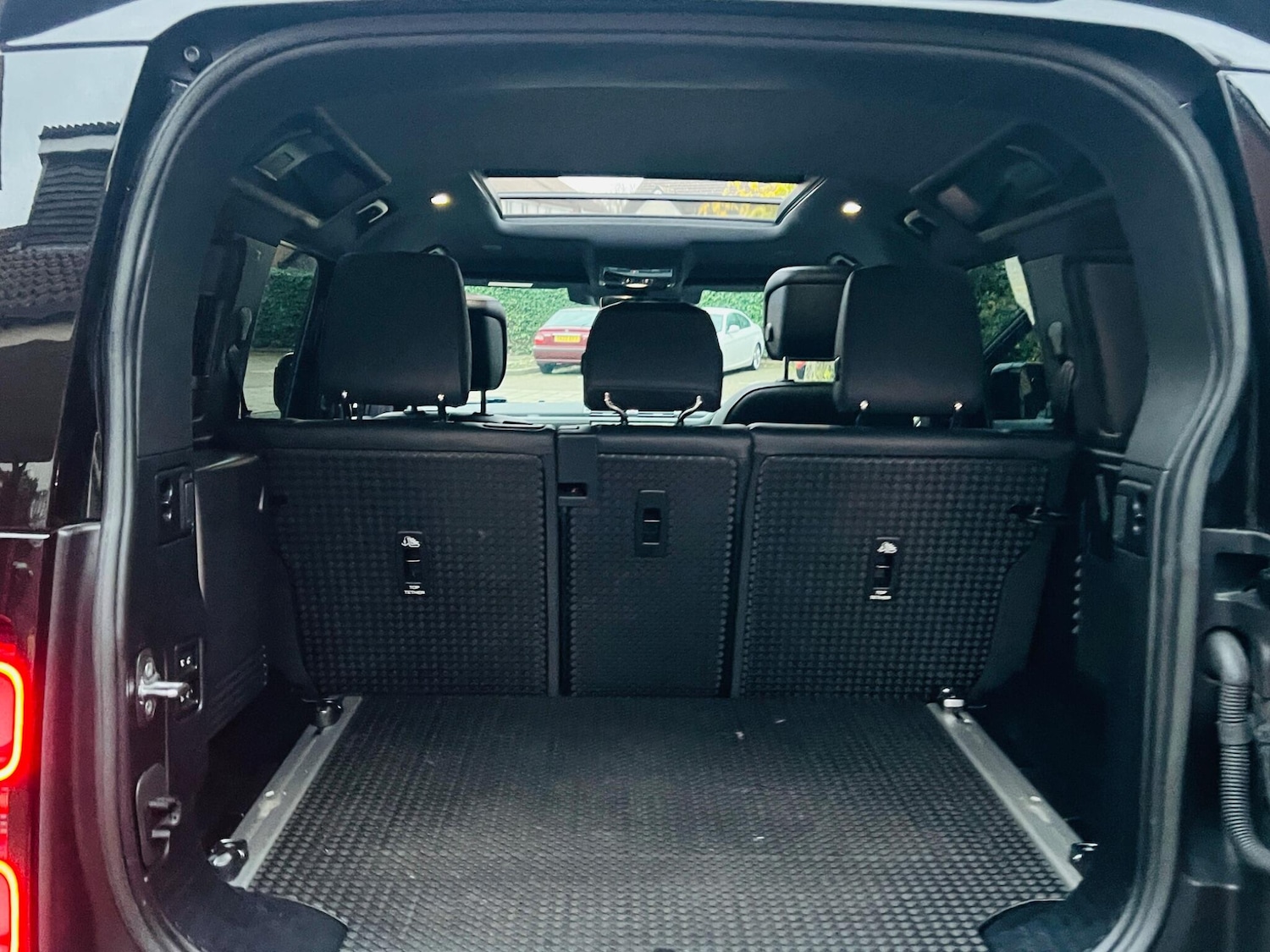 Used Land Rover Defender 2022 for sale - 76486814: Photo 55