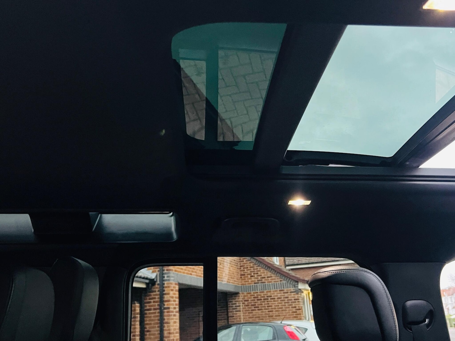 Used Land Rover Defender 2022 for sale - 76486814: Photo 56