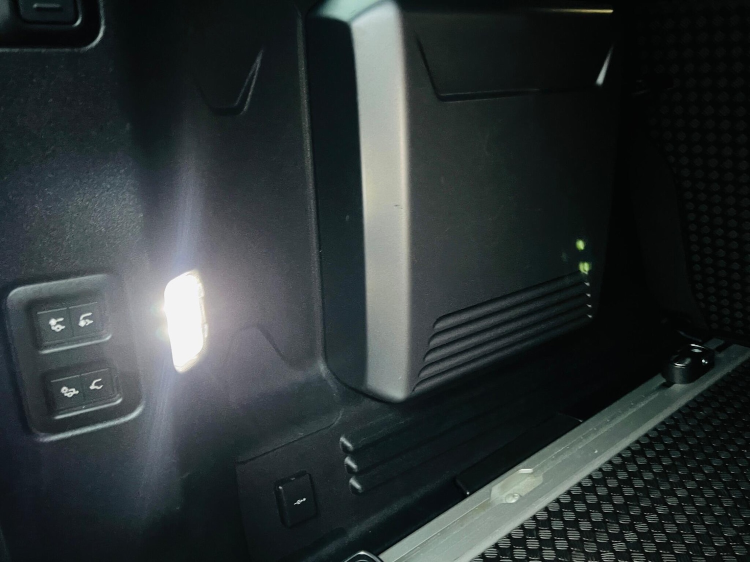 Used Land Rover Defender 2022 for sale - 76486814: Photo 67