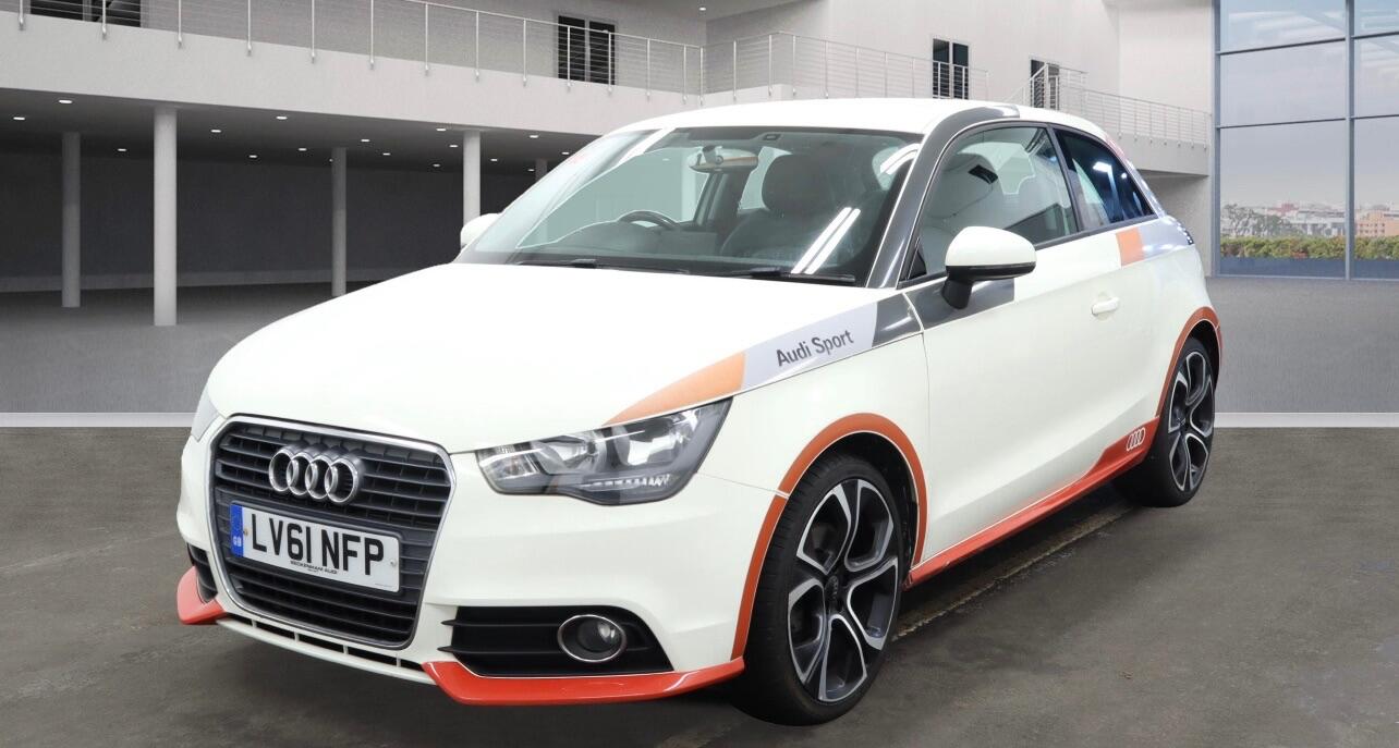 Used Audi A1 2011 for sale - 76645781: Photo 2