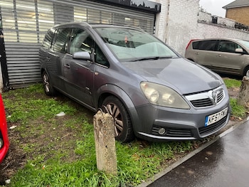 2007 (57) - 1.8i Design 5dr