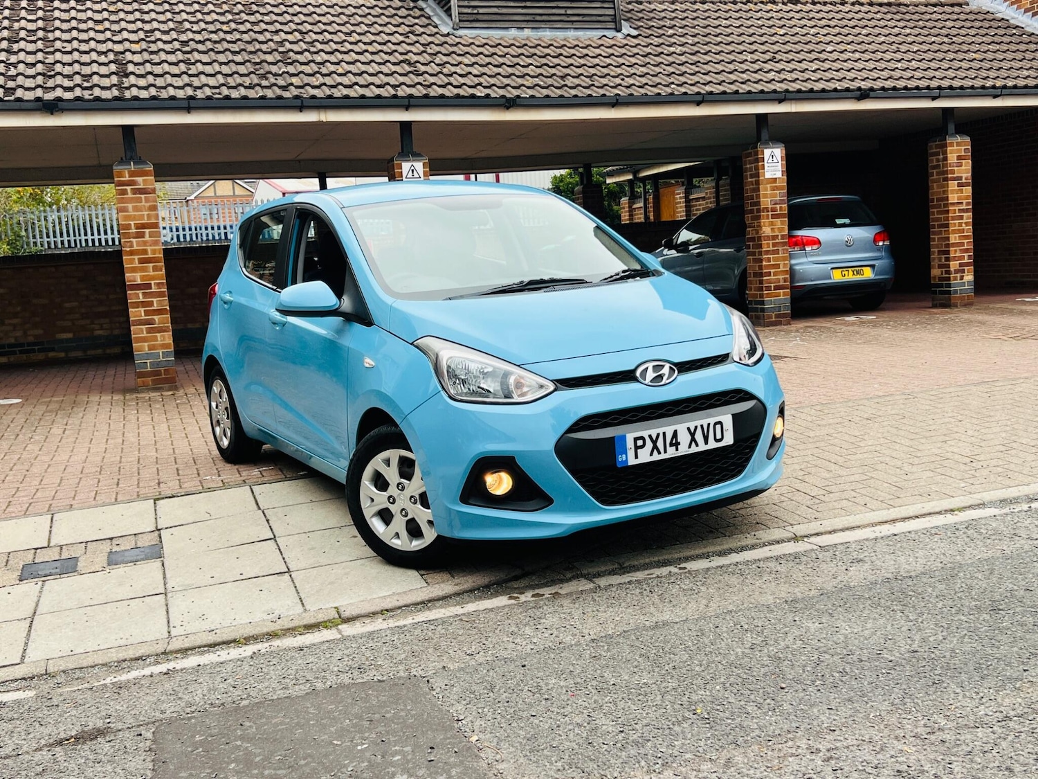 Used Hyundai i10 2014 for sale - 76486842: Photo 1