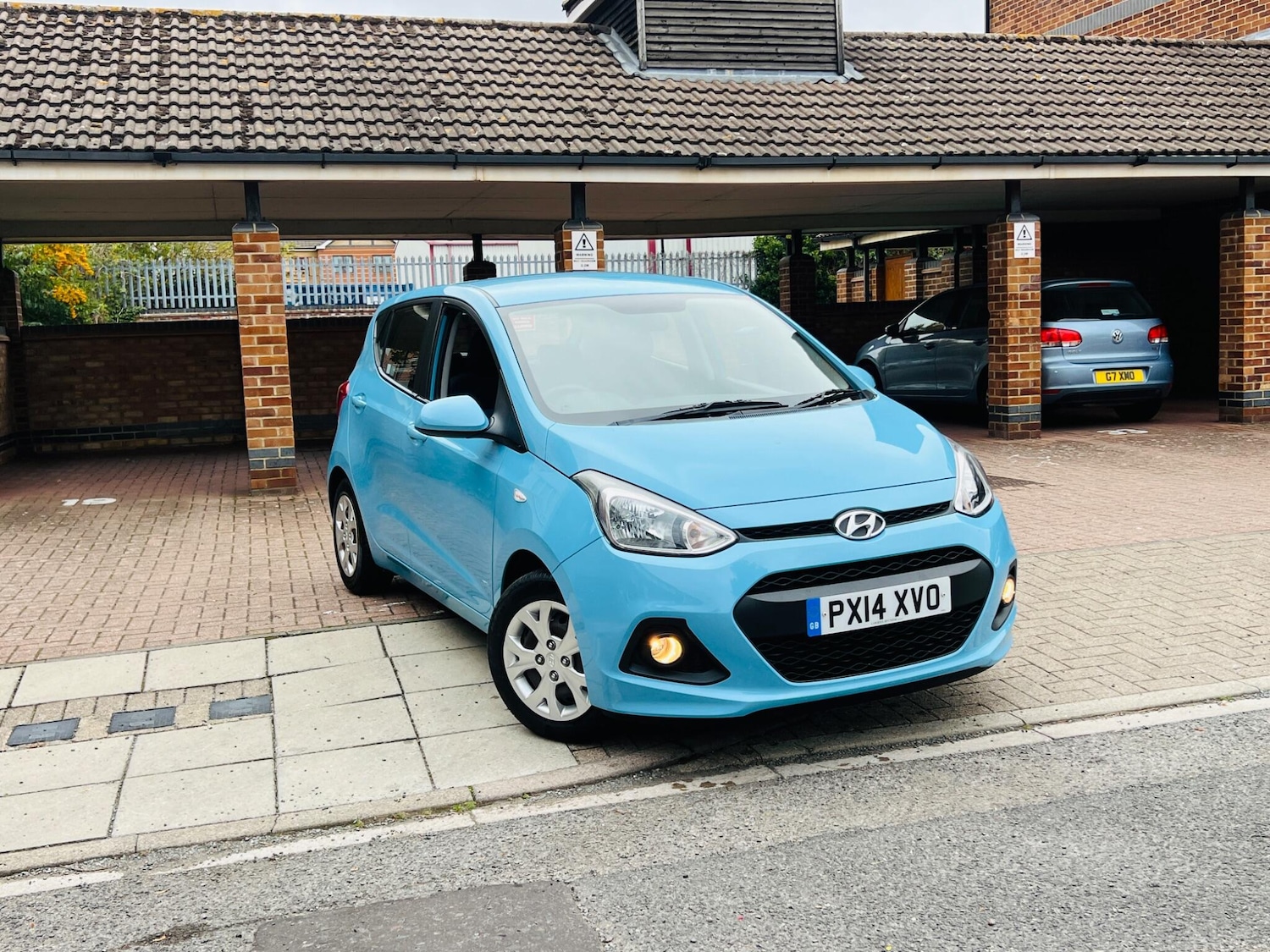 Used Hyundai i10 2014 for sale - 76486842: Photo 10