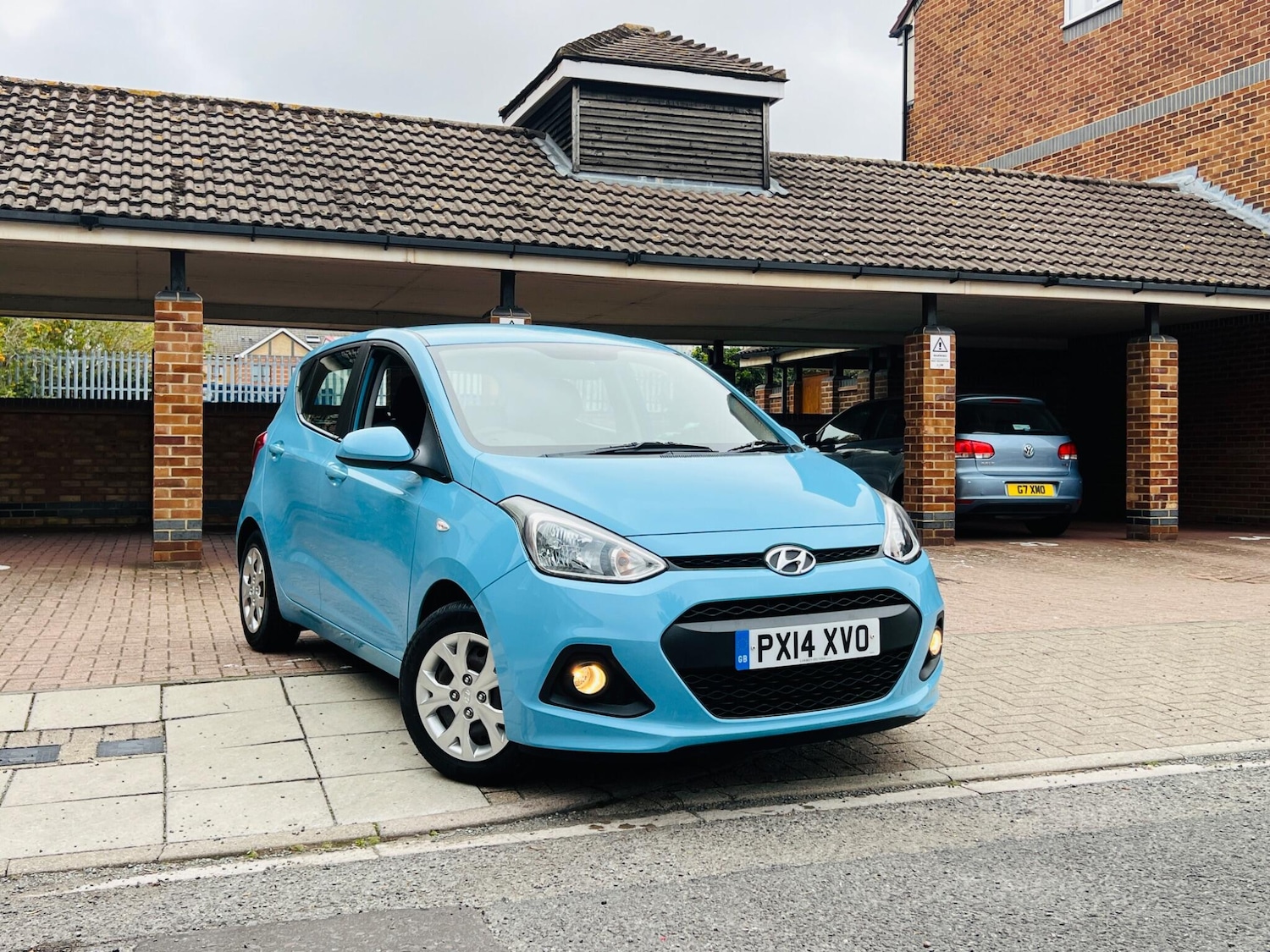 Used Hyundai i10 2014 for sale - 76486842: Photo 9