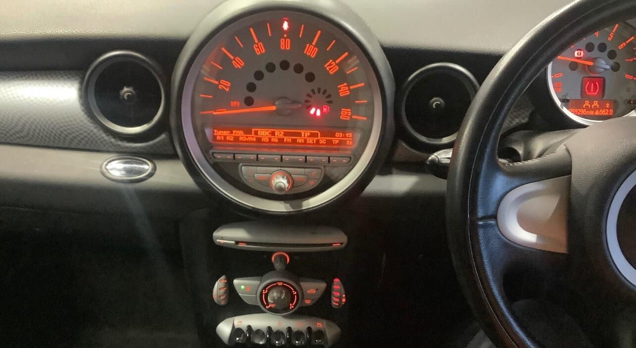 Used MINI Hatch 2009 for sale - 76935805: Photo 11