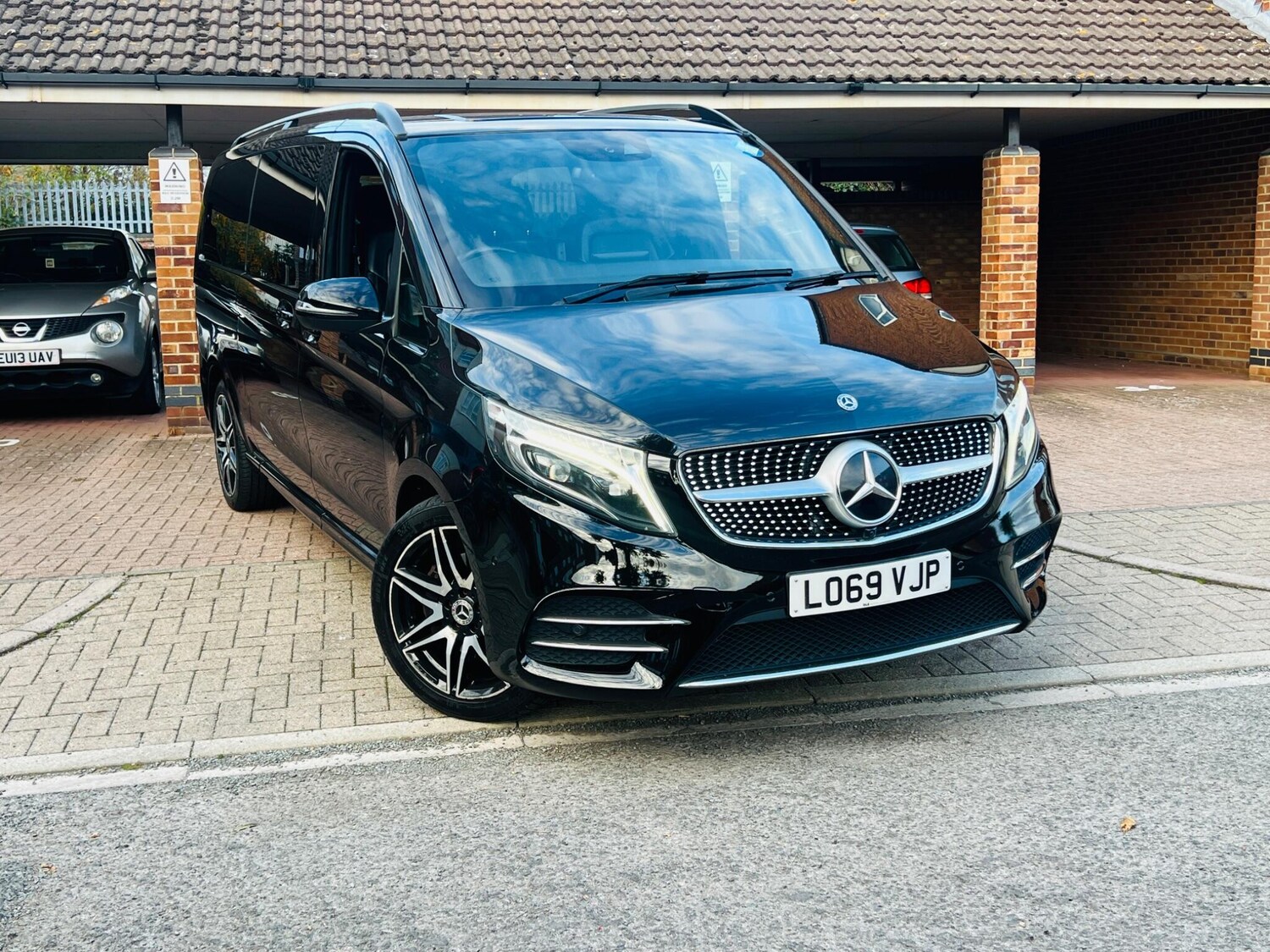 Used Mercedes-Benz V-Class 2019 for sale - 76486863: Photo 10